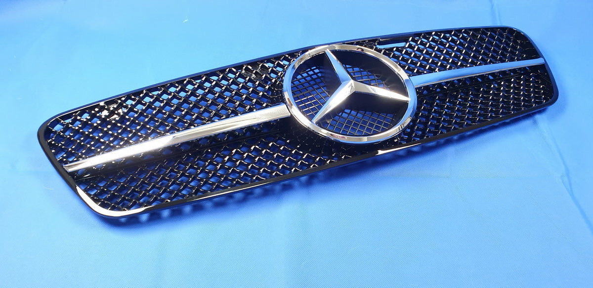 W203 1 フィン AMG スタイルフロントスポーツグリル 2001-2007 C200 C300 C320 C55 黒メルセデス用