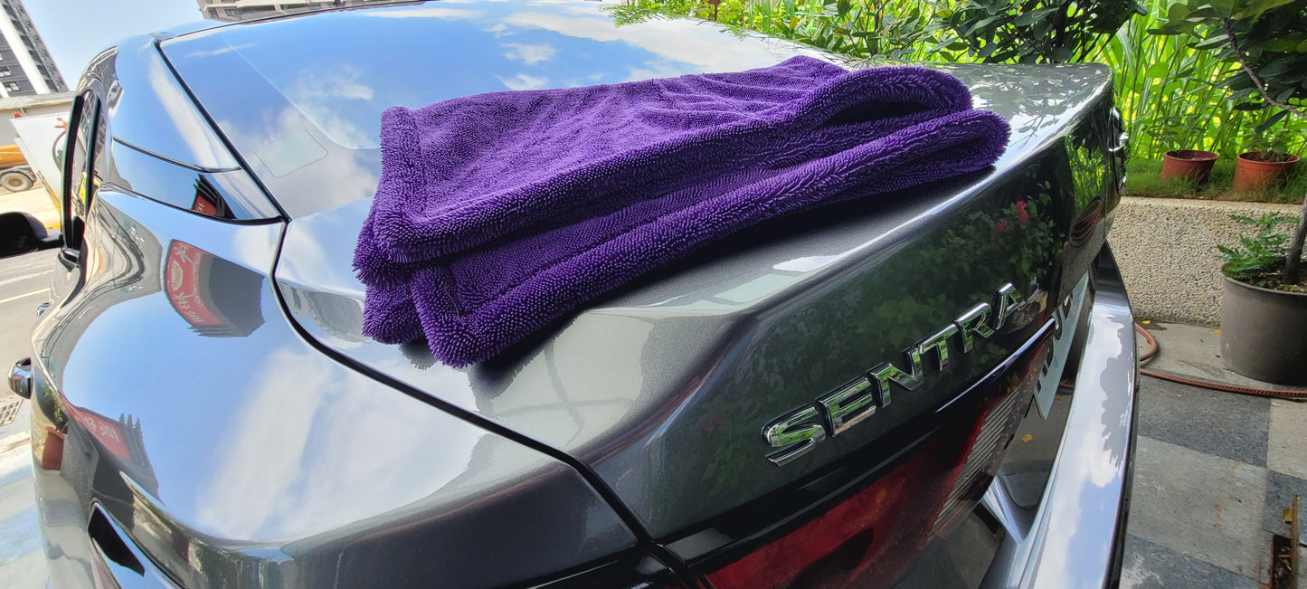 Top selling "Super Dry" drying towels - Dry an entire car in just one pass