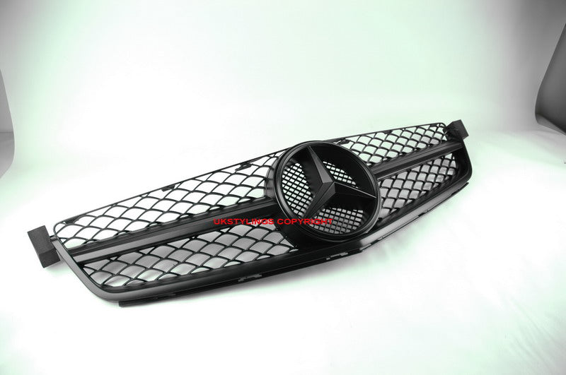 C63 W204 1 フィンメッシュフロントスポーツグリル C63 AMG モデルのみ使用 (24e) + アッパートリムすべて光沢のある黒メルセデス用