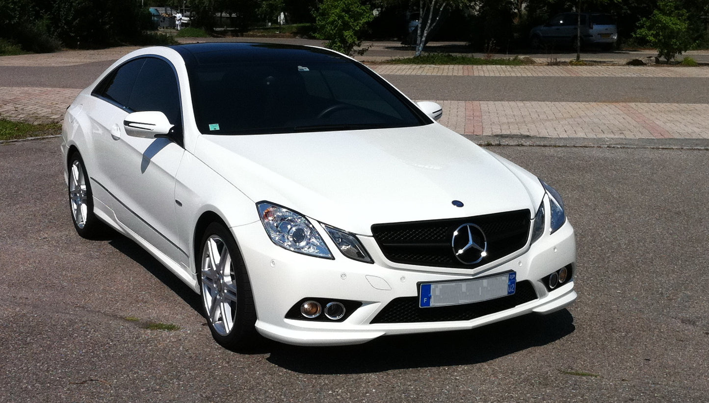 W207 E-Coupe AMG style front sports grille black out for E350 E500 Mercedes