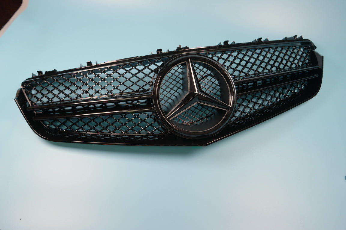 W207 2 fins 100% glossy black front sports grille E-class coupe use