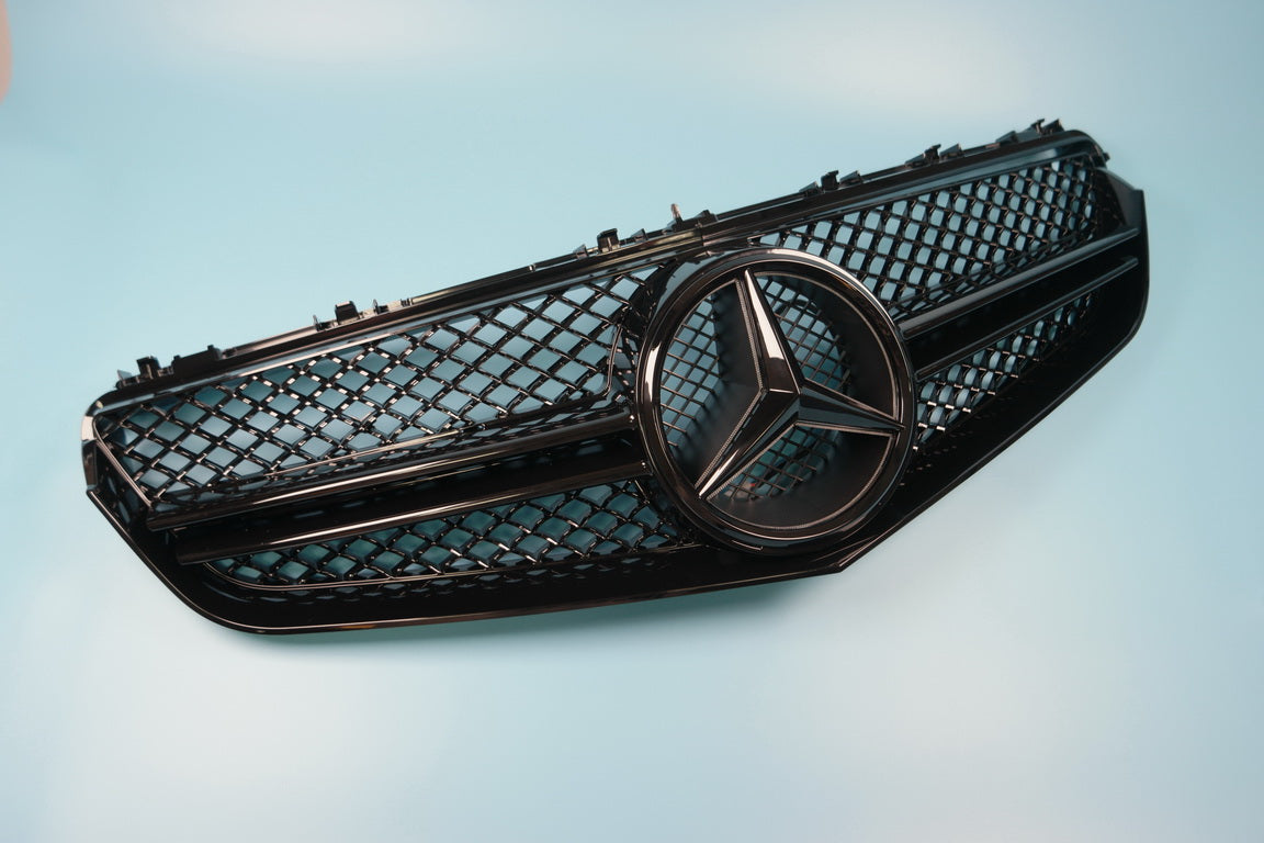 W207 2 fins 100% glossy black front sports grille E-class coupe use