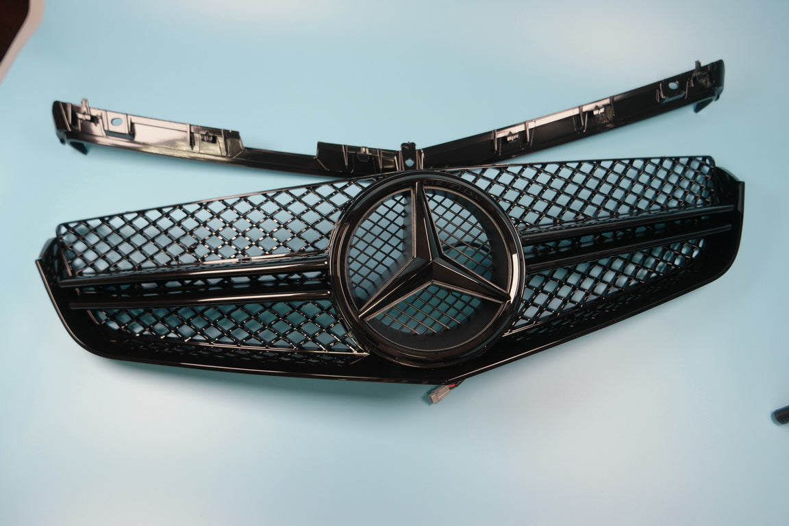 W207 2 fins 100% glossy black front sports grille E-class coupe use
