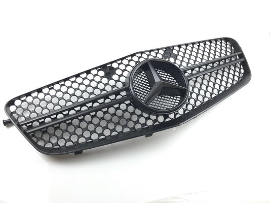 W212 2 Fins 100% matte / flat black AMG style front sports grille