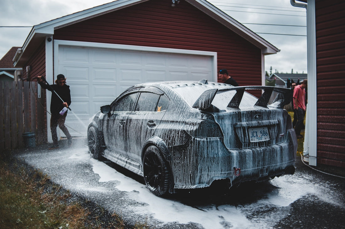 Comparing Different Types of Waterproof Car Covers for Optimal Protection - Deutschmotor