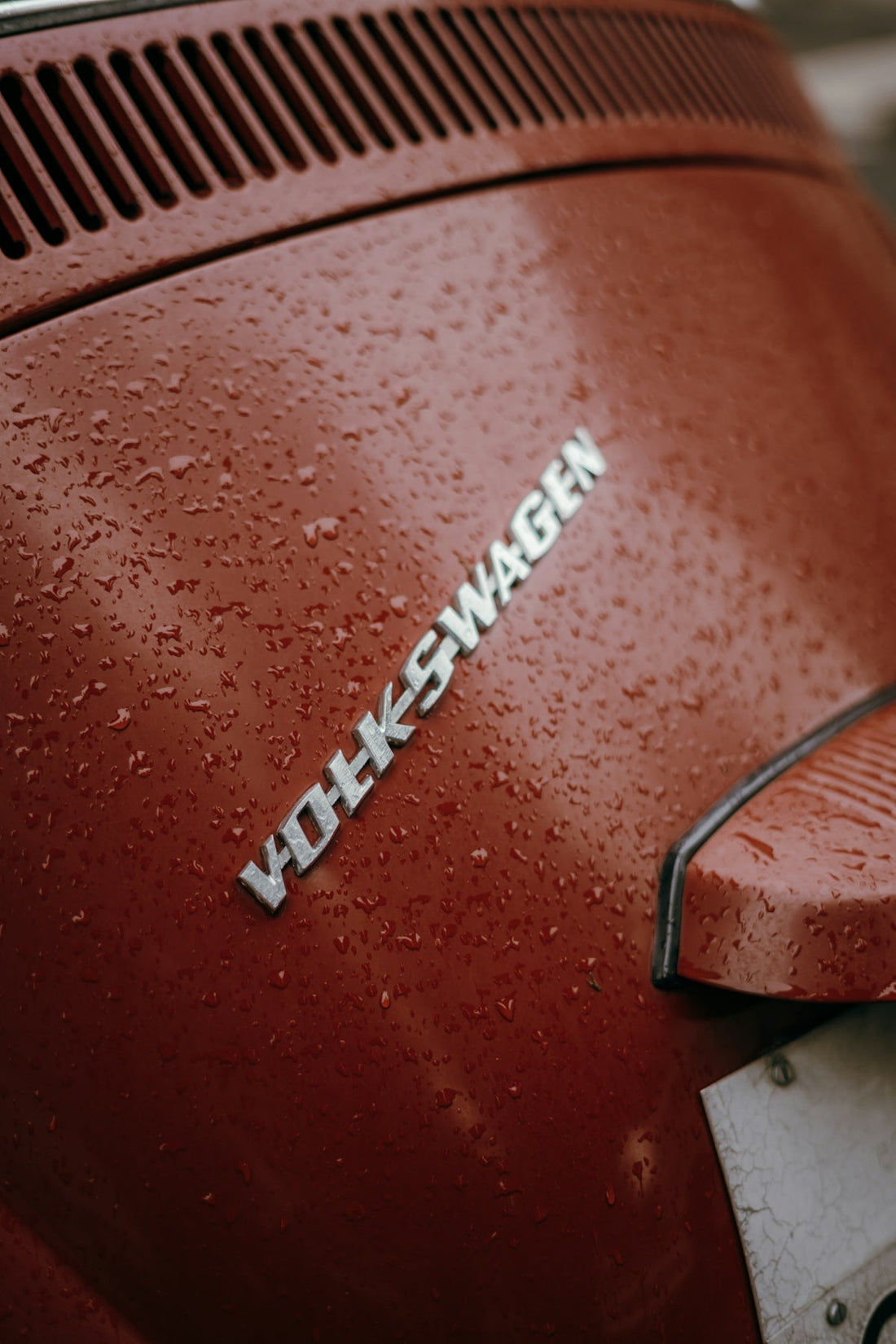Understanding Waterproof Car Cover Materials and Their Benefits - Deutschmotor