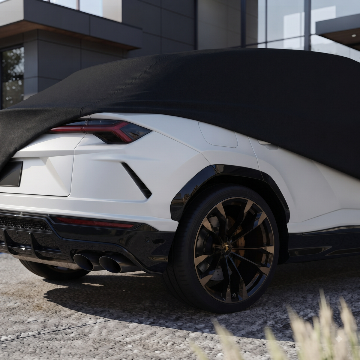 Premium Outdoor Car Cover for Lamborghini Urus (2018-2023) - Protection from Rain, Snow, Sun, and Dust