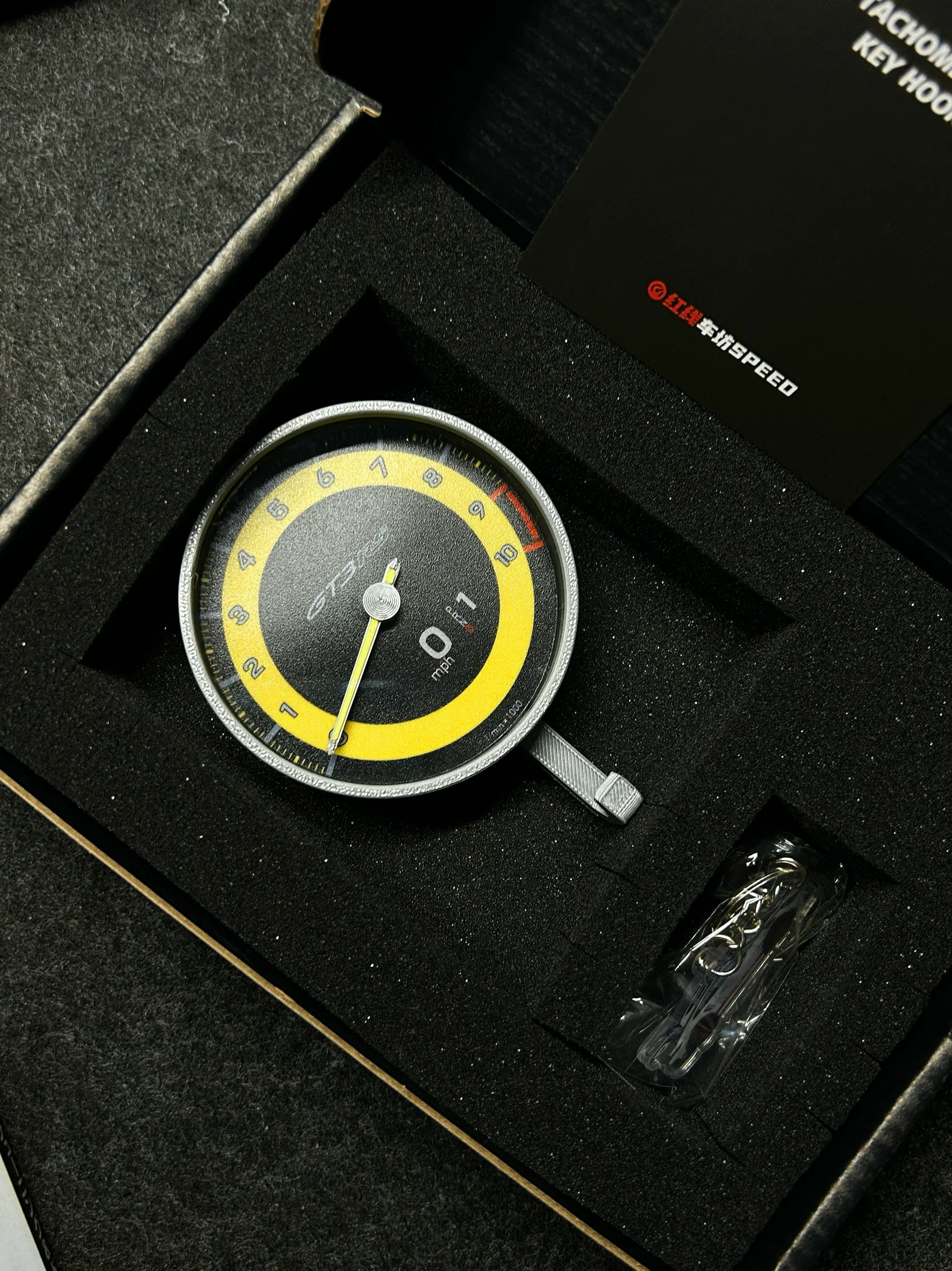 Porsche 911 GT3 RS Tachometer Interactive Key Hook Display