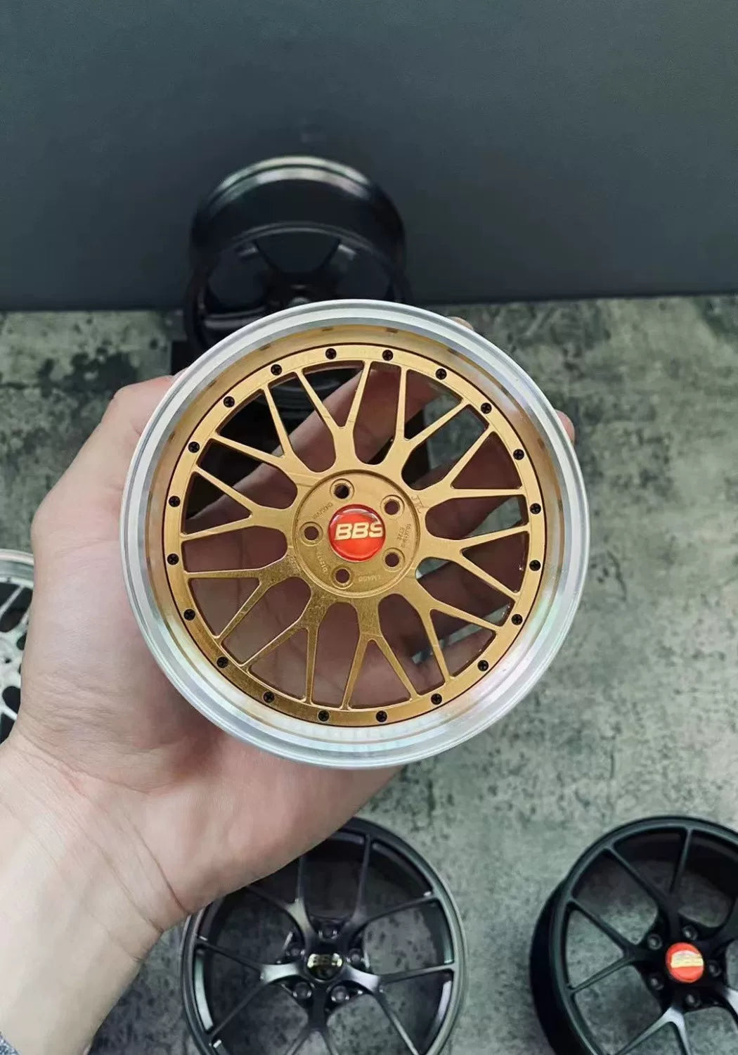 Forged Wheel Model Miniature Desk Ornament Display CCBL2